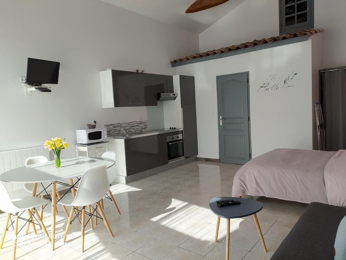 Domaine Moulin D' Elemiah Appartement Gémozac Buitenkant foto