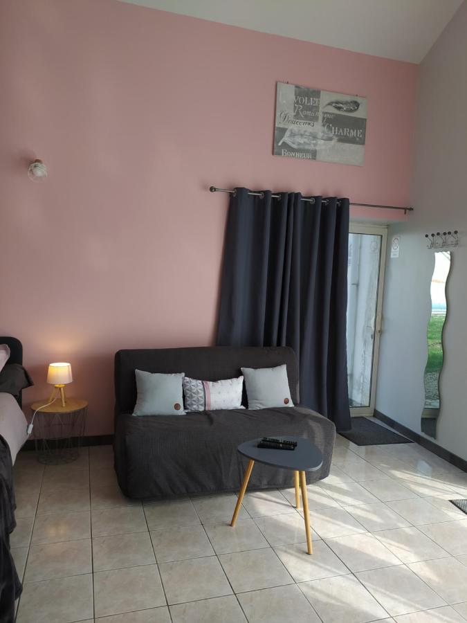 Domaine Moulin D' Elemiah Appartement Gémozac Buitenkant foto